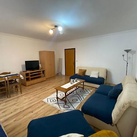 Apartmani Dora Leskovac Leskovac  Luaran gambar