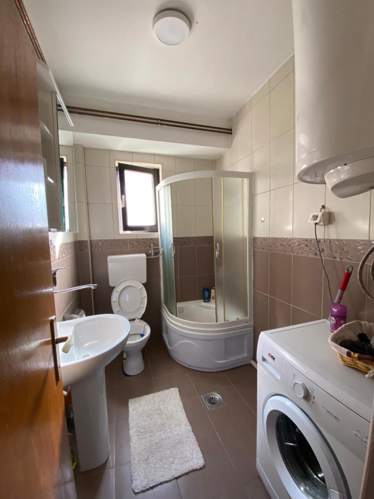Apartmani Dora Leskovac Leskovac  Luaran gambar