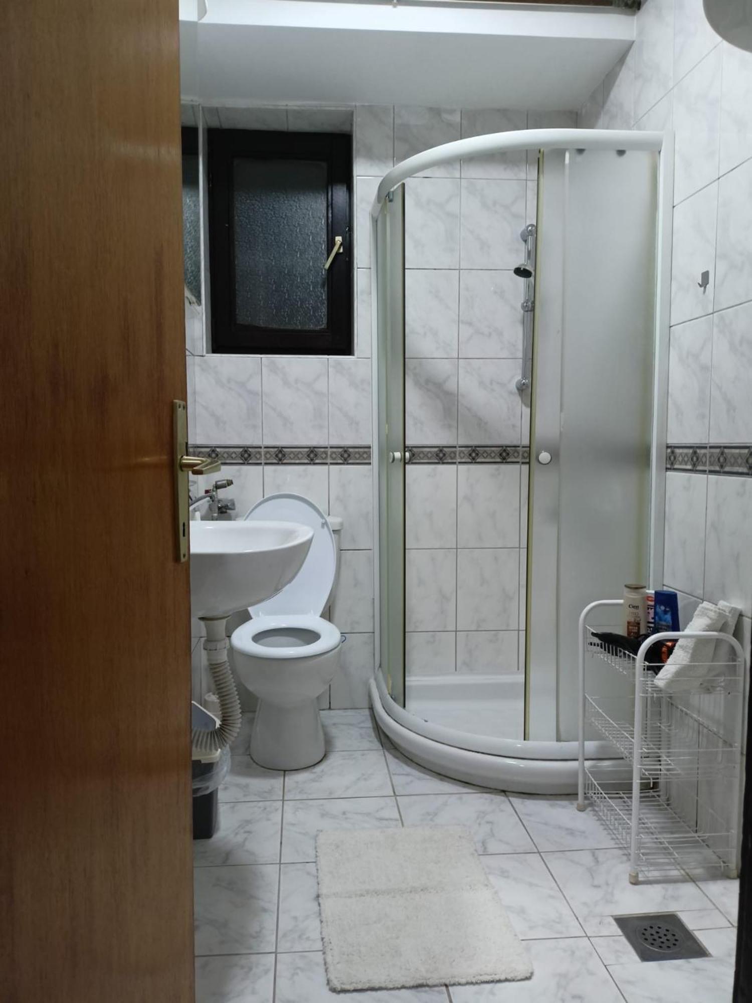 Apartmani Dora Leskovac Leskovac  Luaran gambar