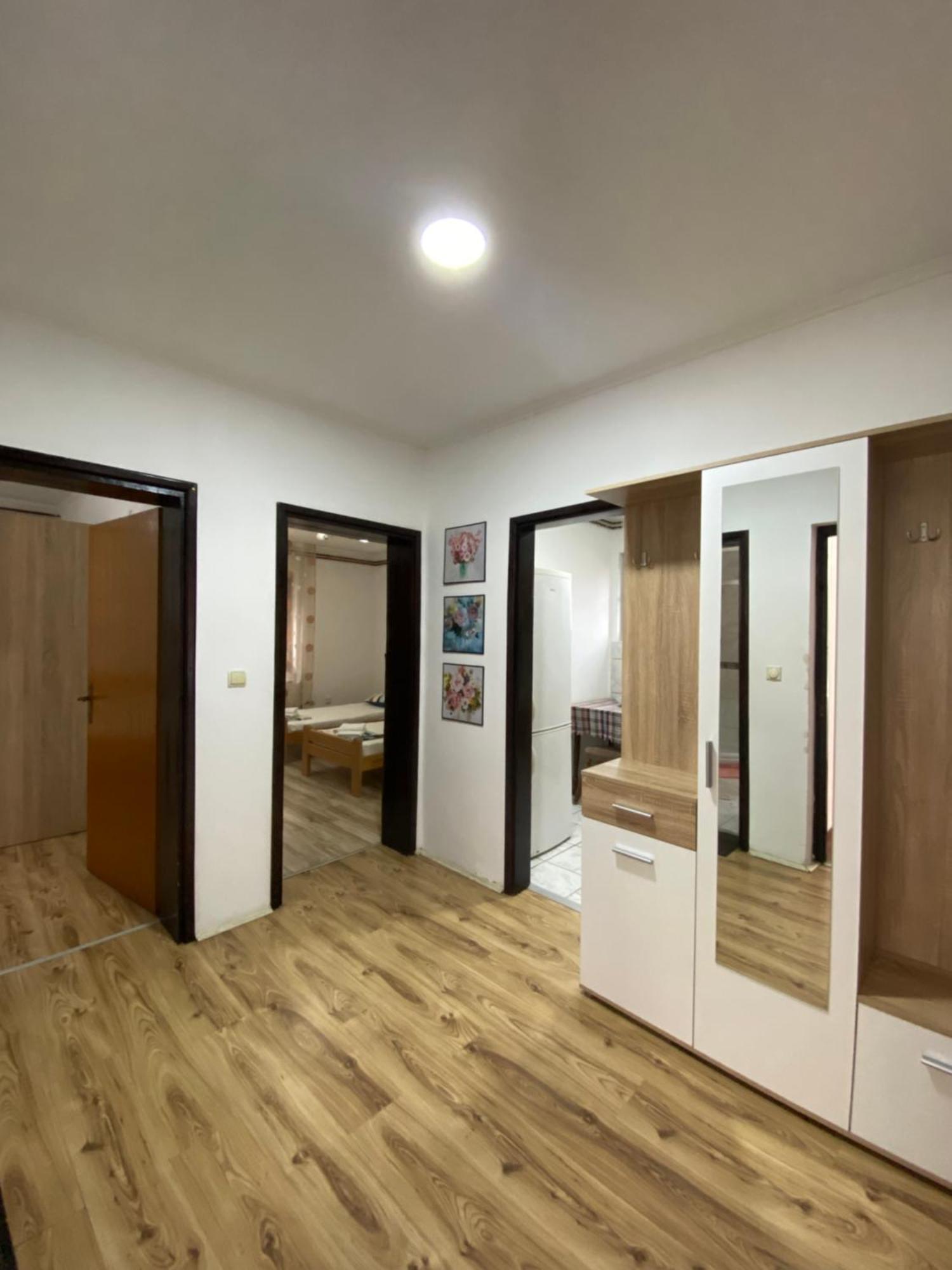 Apartmani Dora Leskovac Leskovac  Luaran gambar