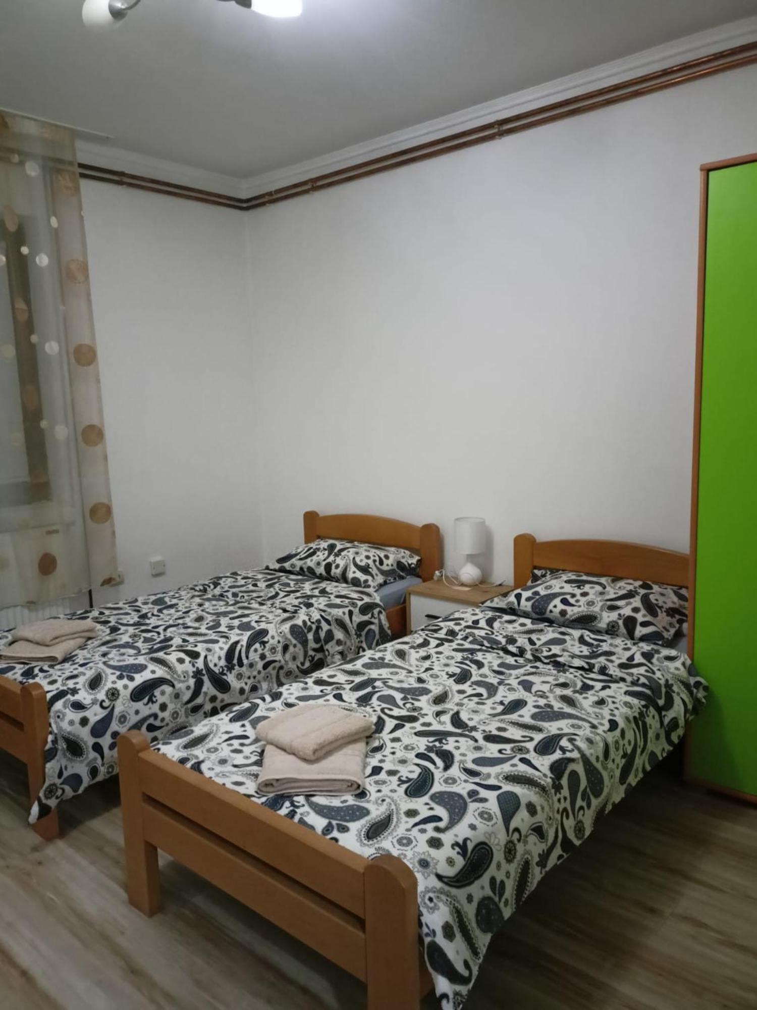 Apartmani Dora Leskovac Leskovac  Luaran gambar